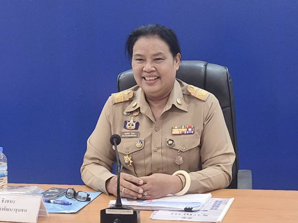 ผู้ตรวจฯ อรุณรัตน์ ชิงชนะ ลงพื้นที่โคราช ติดตามงานพัฒนาชุมชน พร้อมหนุนผู้ประกอบการผ้าลายพระราชทาน และขับเคลื่อน “โคก หนอง นา” สู่ความยั่งยืน